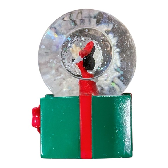 Authentic Disney Minnie Mouse Small Christmas Holiday Snowglobe 2.75” H - Picture 5 of 6